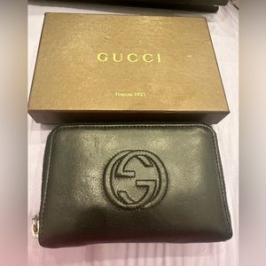 Gucci Soho Patent Leather  Wallet